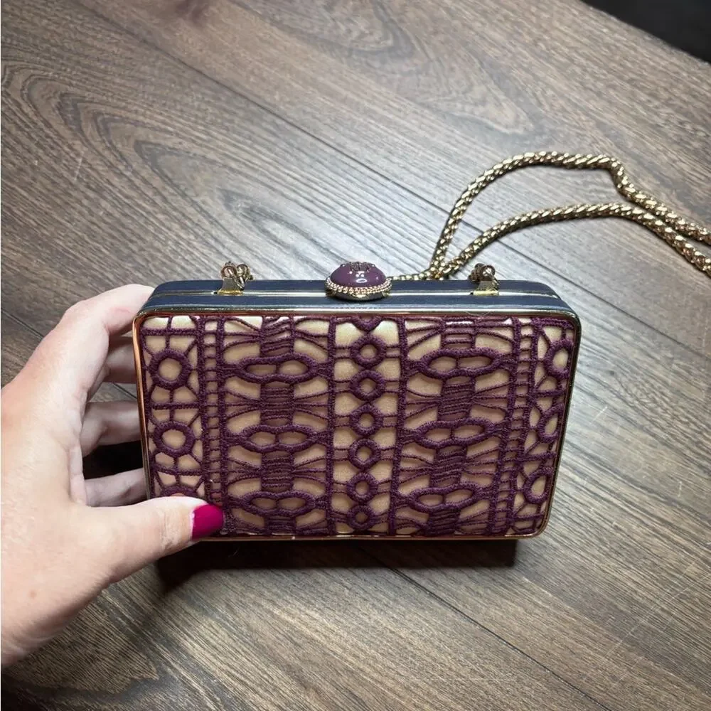 Tory Burch excellent tory